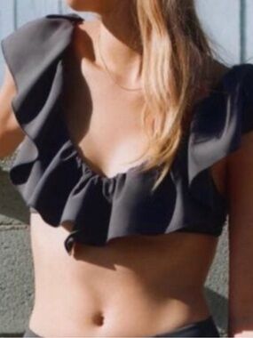 Zara Gray Ruffled Bikini Top Size Small New With Tags